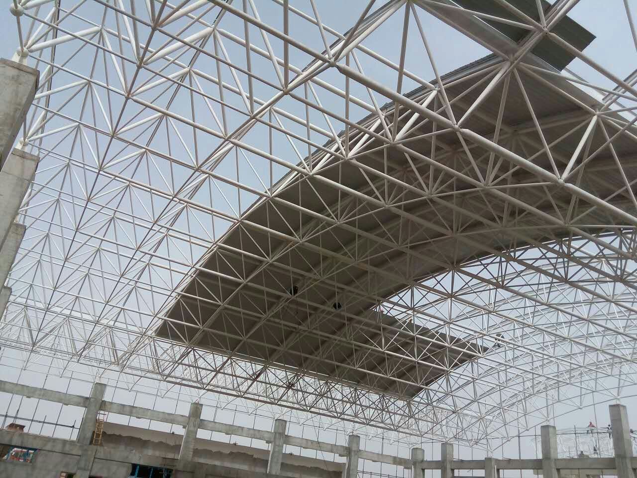 赤壁青岛一汽网架